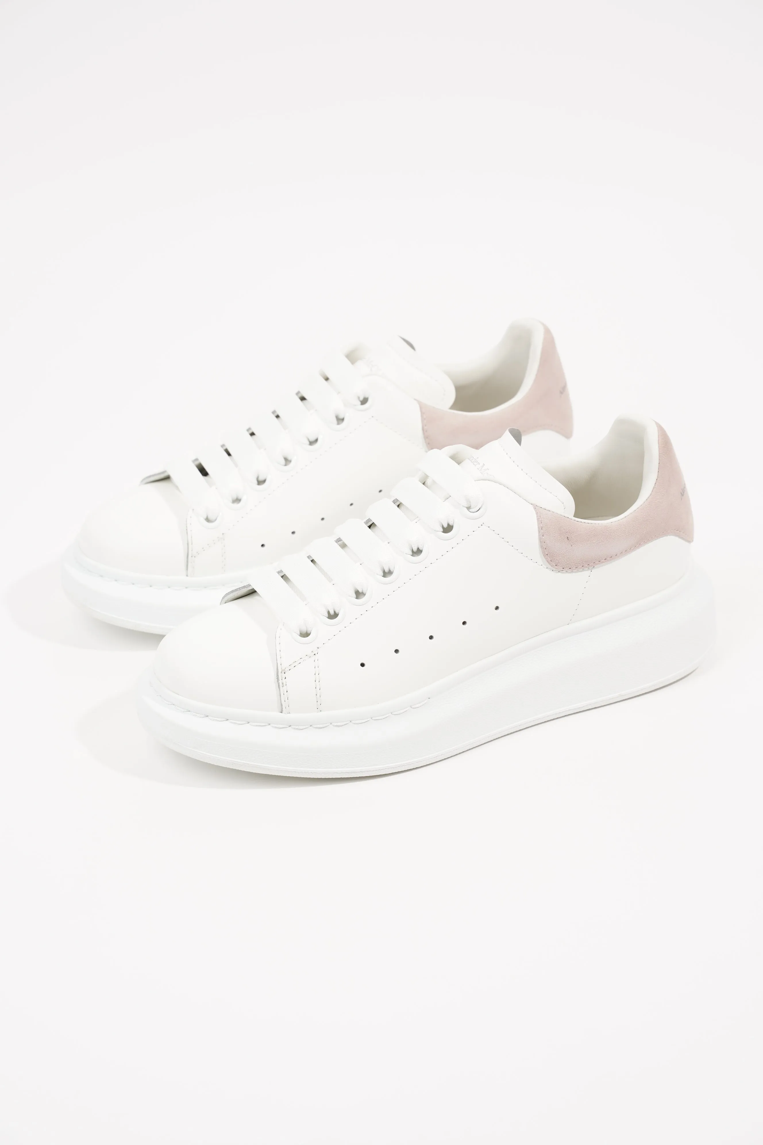 Alexander McQueen Oversized Nude Tab EU 37 / UK 4