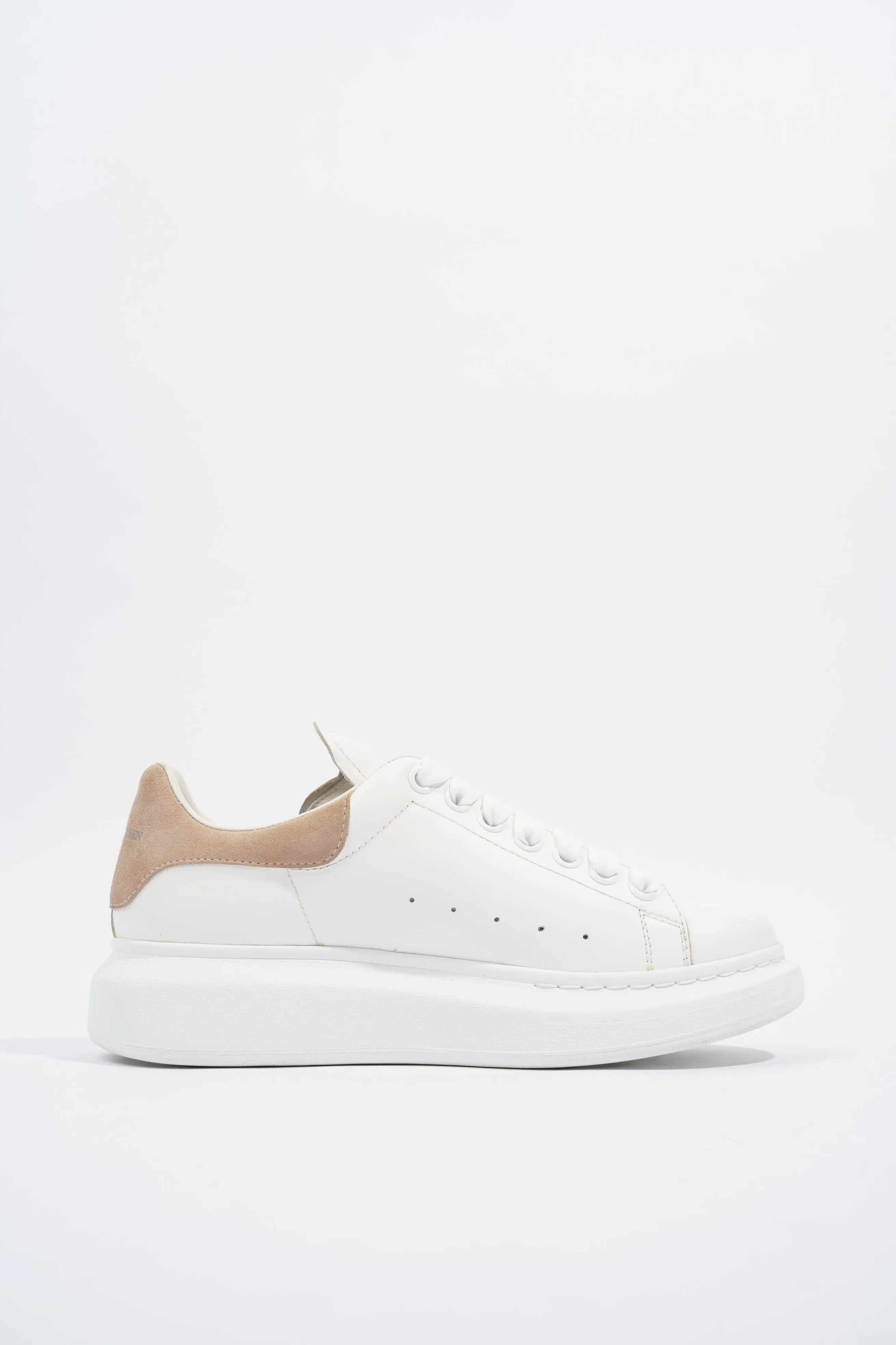 Alexander McQueen Oversized Sneaker White / Nude Tab Leather EU 38.5 UK 5.5