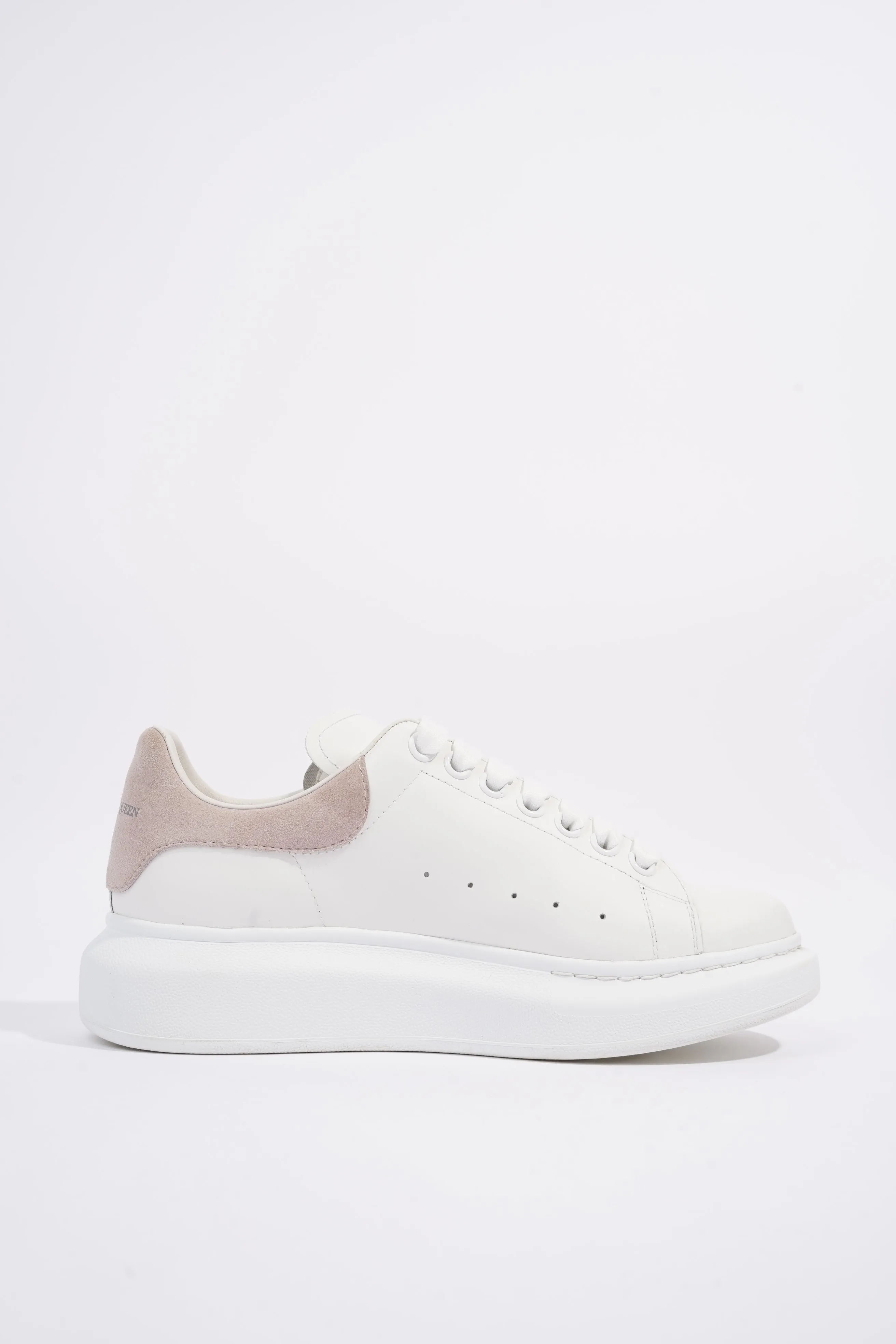 Alexander McQueen Womens Oversized Sneaker White / Nude EU 38 / UK 5