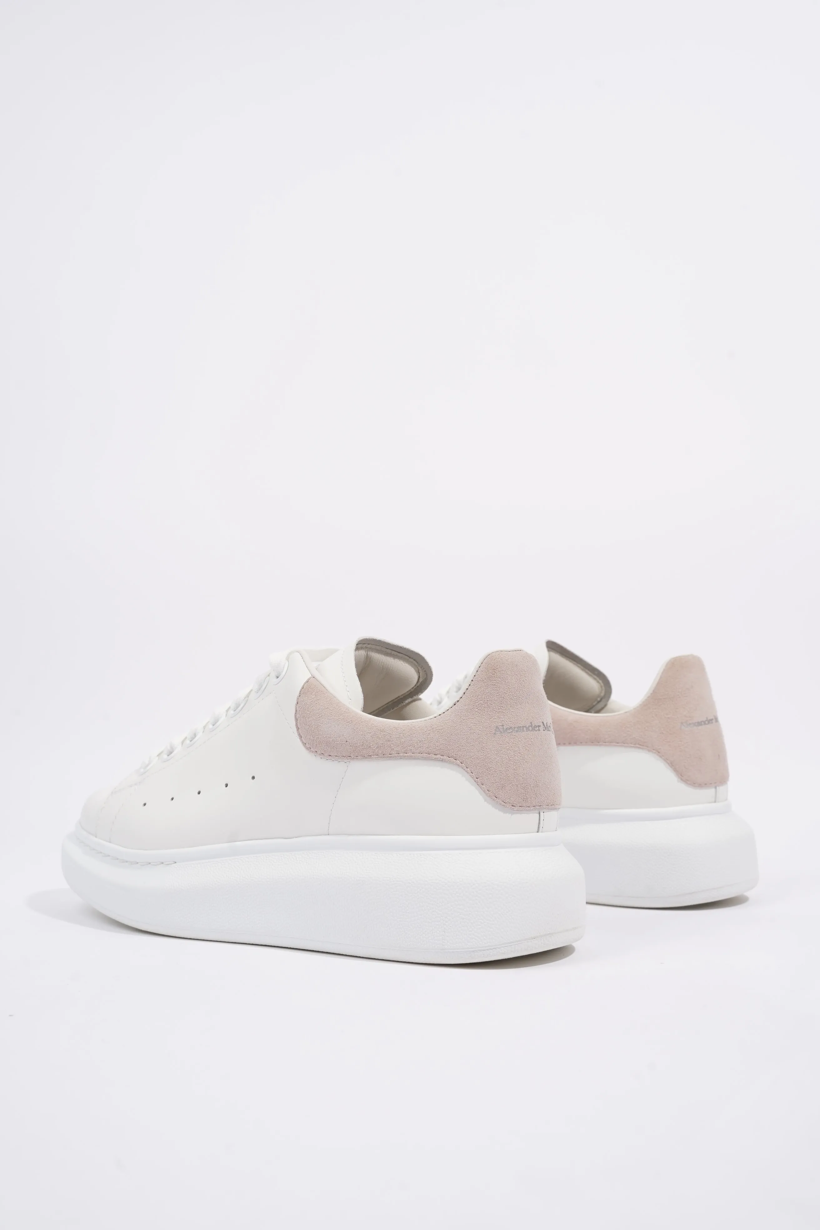 Alexander McQueen Womens Oversized Sneaker White / Nude EU 38 / UK 5