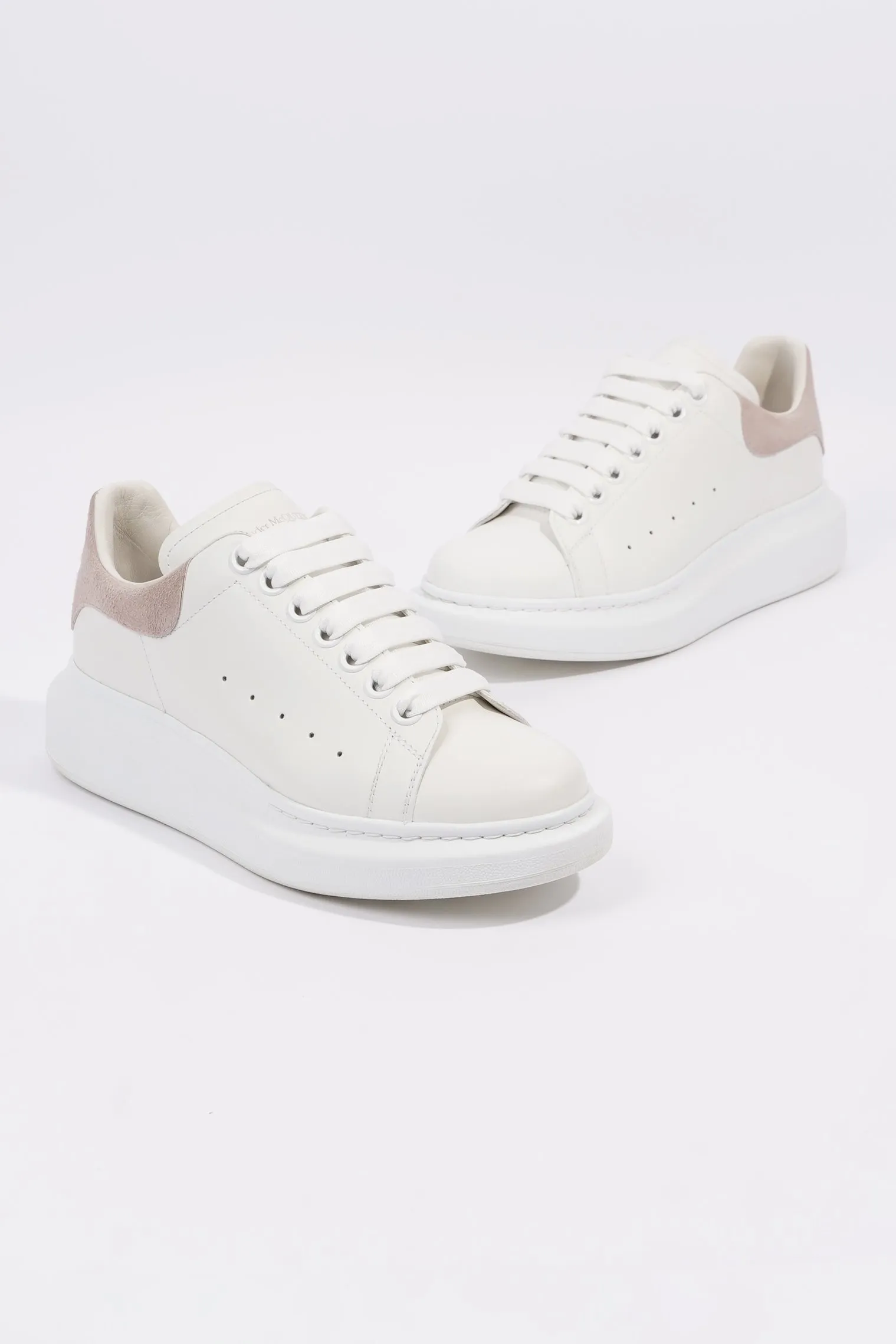 Alexander McQueen Womens Oversized Sneaker White / Nude EU 38 / UK 5