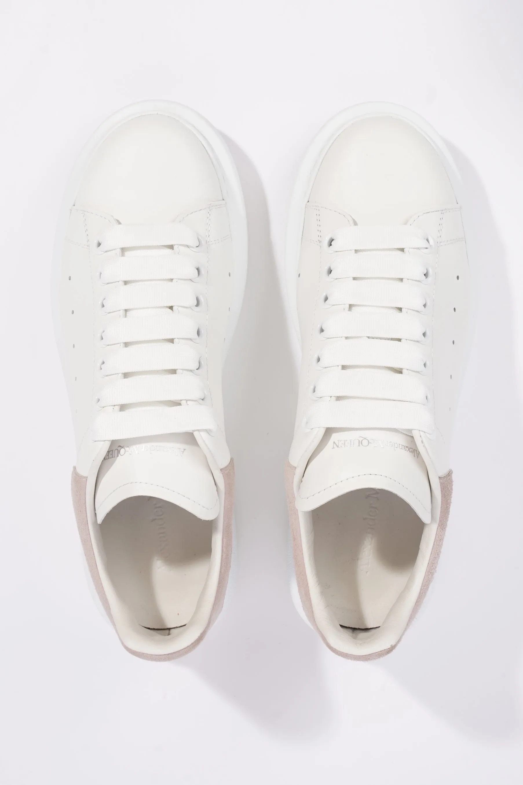 Alexander McQueen Womens Oversized Sneaker White / Nude EU 38 / UK 5